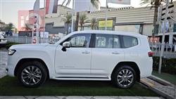 تۆیۆتا لاند کروزەر